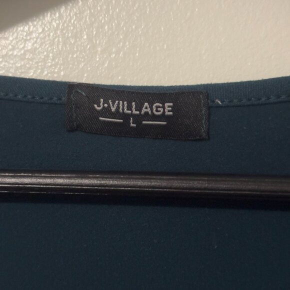 J Village Women’s Stretch Top Green Vintage - Size Large - Picture 3 of 4